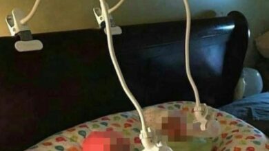 Guna ‘phone holder’ menyusu bayi boleh undang maut