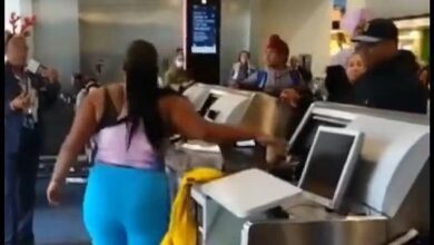 Berang anak hilang, wanita ‘naik hantu’ di lapangan terbang