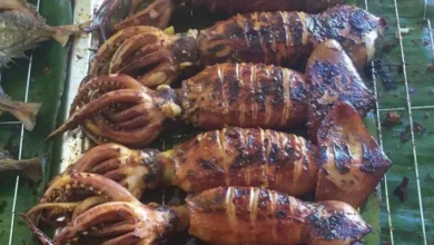 Sotong Bakar Gergasi, Hanya di Restoran Mak Kimbong!