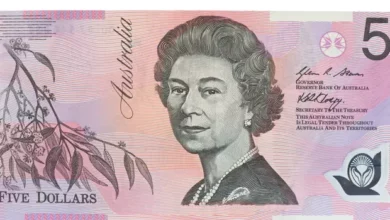 Australia padam gambar Raja Charles III pada wang kertas $5