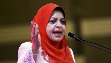 Shahrizat appointed Umno Supreme Council member
