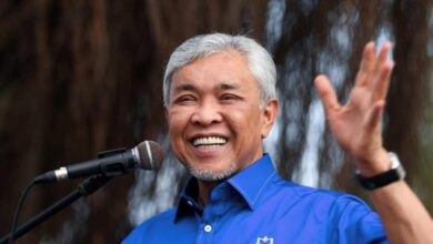 'Seven BN Members of Parliament vacating seats is just a rumour' - Zahid