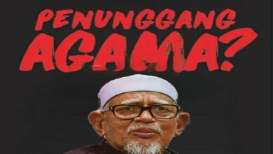 Hadi Awang Penunggang Agama?