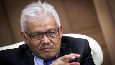 Hamzah Zainuddin Dedahkan Pekong Sendiri Dalam Parlimen