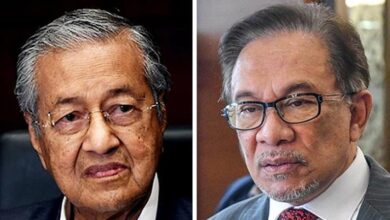 Dr M loses bid for documents in defamation suit against Anwar