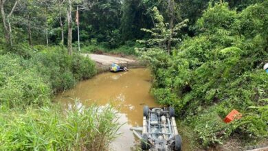 Dua wanita maut, kenderaan terjunam ke sungai