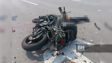 Pegawai polis maut, motosikal ditunggang bertembung pikap