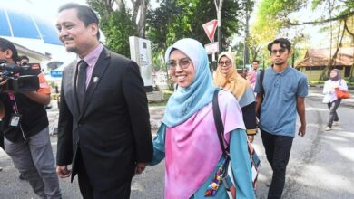 Siti Mastura presses for updates on Lim’s 3R case