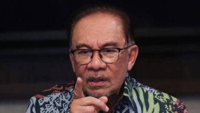 Anwar abandons appeal to challenge Muhyiddin’s advice to suspend Parliament