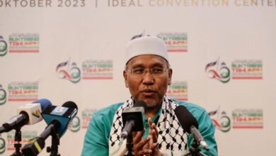 Is PAS desperate to return to govt? Veep says no, insists Umno should thank Bersatu as a friend with shared roots Story by Zaf Seraj • 20h