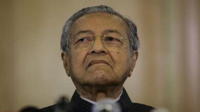 Mahathir Lupa Tangan Beliau Masih Basah Dengan Darah & Airmata UMNO