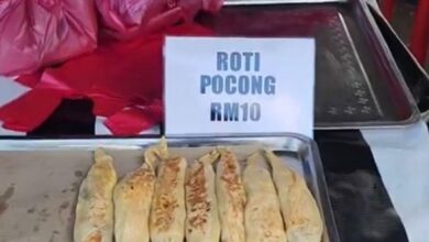 Roti pocong sebagai juadah berbuka puasa