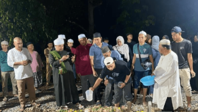 Jenazah Jaafar Onn selamat dikebumikan