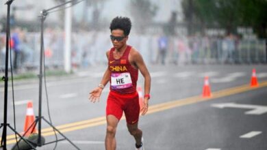 Empat pelari acara separa maraton Beijing dilucut pingat