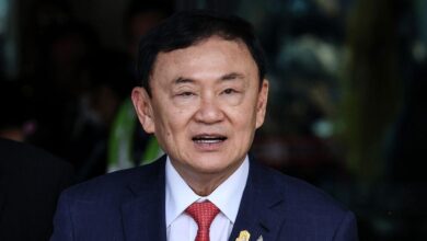 Bekas PM Thai, Thaksin didakwa kerana hina raja