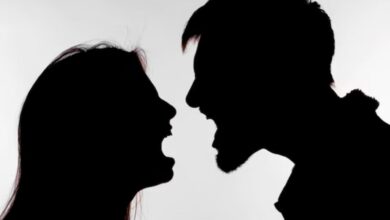Isteri dipukul, ‘chat’ lucah dengan lelaki lain