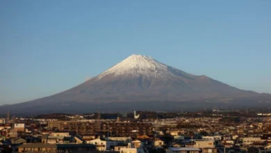 Runtuhkan kondominium demi Gunung Fuji