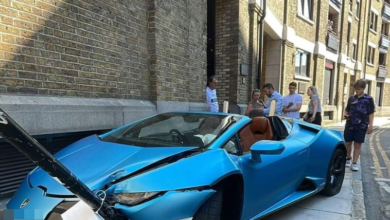 Lamborghini RM1.2 juta terbabas rempuh tiang