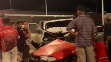Suami isteri maut kereta dirempuh trak pikap langgar lampu isyarat merah