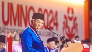 ‘Umno must have dedicated leaders’