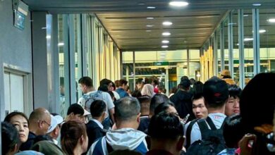 Disembarking passengers ‘trapped’ on skybridge at KK Airport