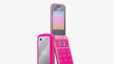 Telefon bimbit Barbie