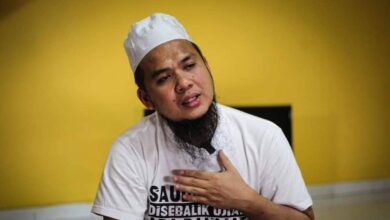 ‘Ebit Lew minta saya buka pakaian, tapi saya tidak ikut’