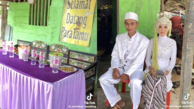 Tak perlu bermewah, kerusi plastik ganti pelamin