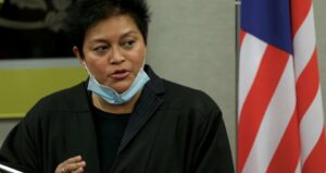  Azalina masih Penasihat Khas PM