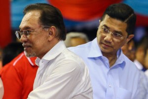 Azmin Ali mulakan 'Langkah Haziq' di Morib?