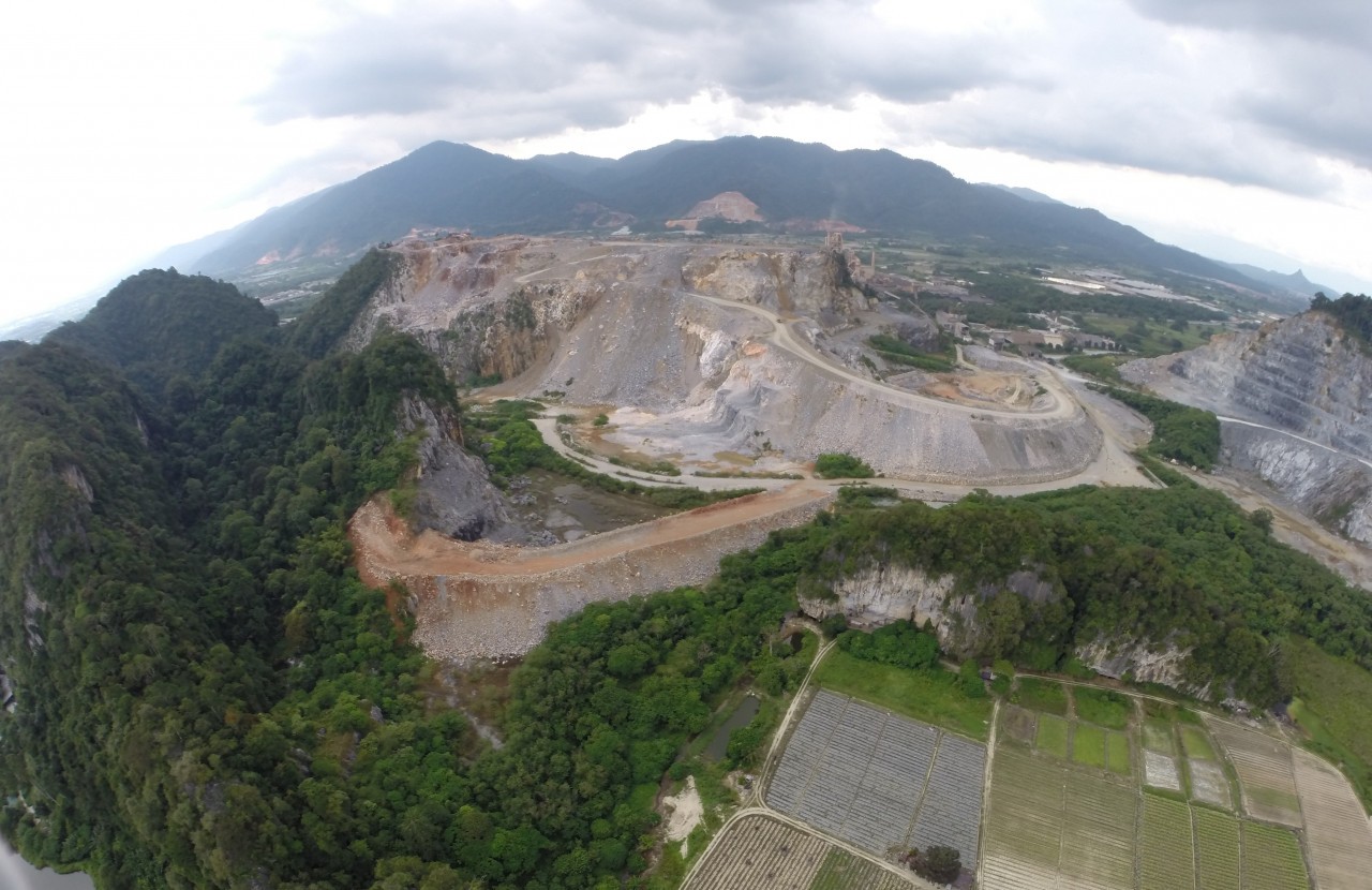 Isu Kuil Gunung Kanthan