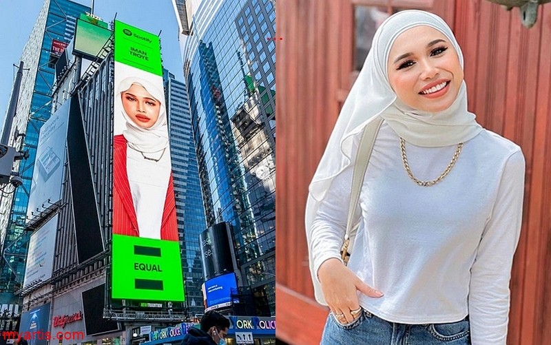 BILA GILIRAN IMAN TROYE PULA TERPAPAR DI NEW YORK TIMES SQUARE