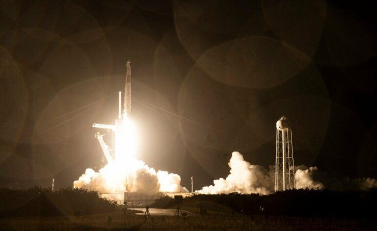 SpaceX hantar empat angkasawan ke ISS﻿