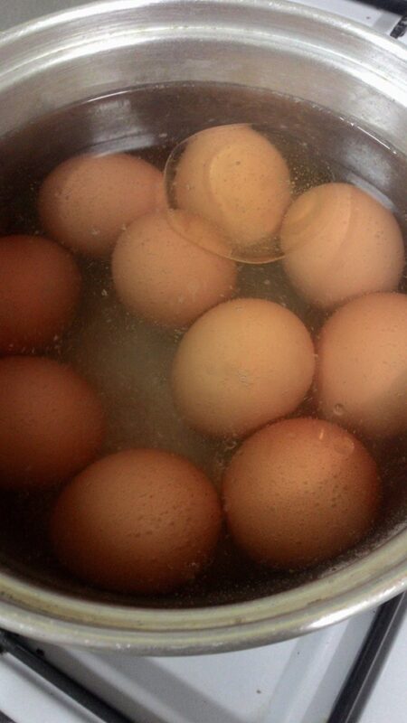 Ini Tips Rebus Telur Supaya Mudah Dikupas