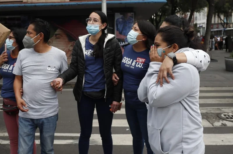 Gempa kuat landa Mexico pada ulang tahun gegaran