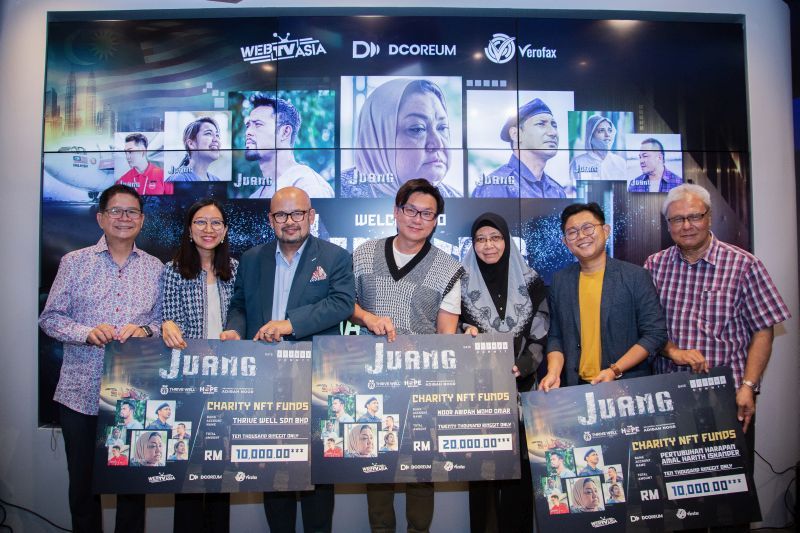 WebTVAsia salur RM20,000 kepada keluarga arwah Adibah Noor