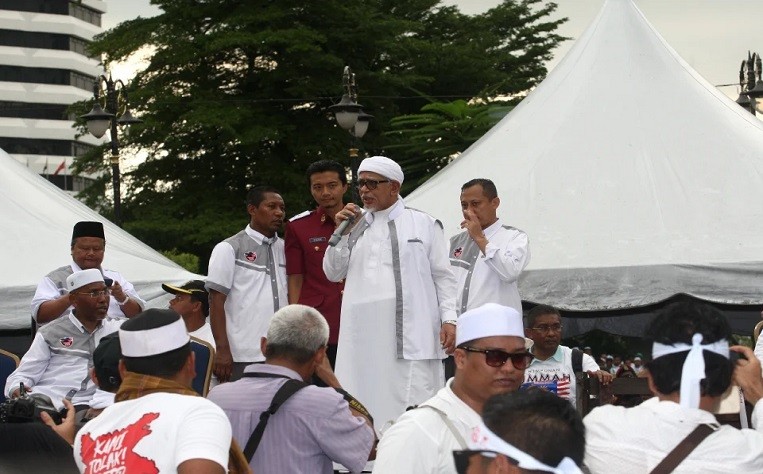 PAS Kini Mempertahankan Parti Yang Mahu Meraktifikasikan ICERD Yang Dahulunya Di Tentang