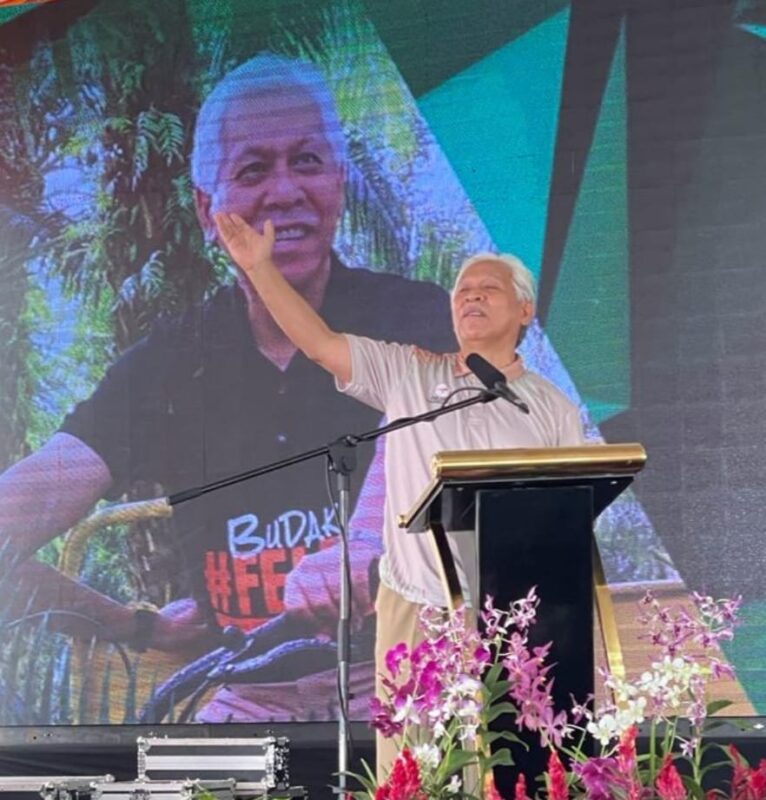 Idris Jusoh tidak bertanding, beri laluan pemimpin muda