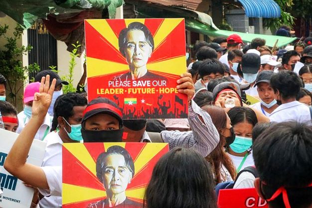 Hukuman penjara Suu Kyi ditambah tiga tahun lagi