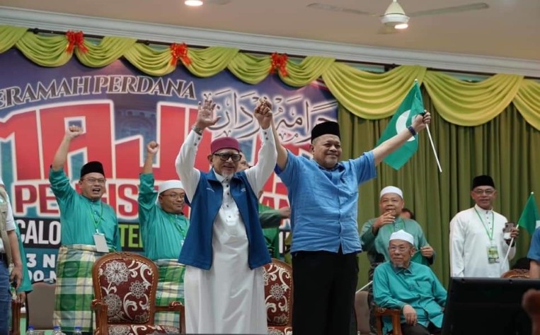 Shahidan Bakal Cabar Hadi Awang Dalam Muktamar PAS Akan Datang