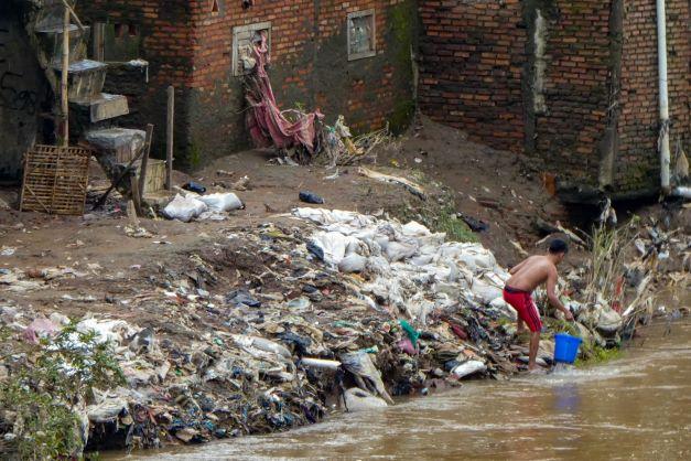 Lebih 600,000 penduduk Jawa Tengah merupakan miskin tegar