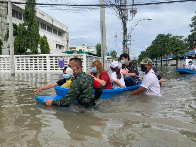 Banjir di Thailand: 15,000 penduduk terjejas, tiga maut