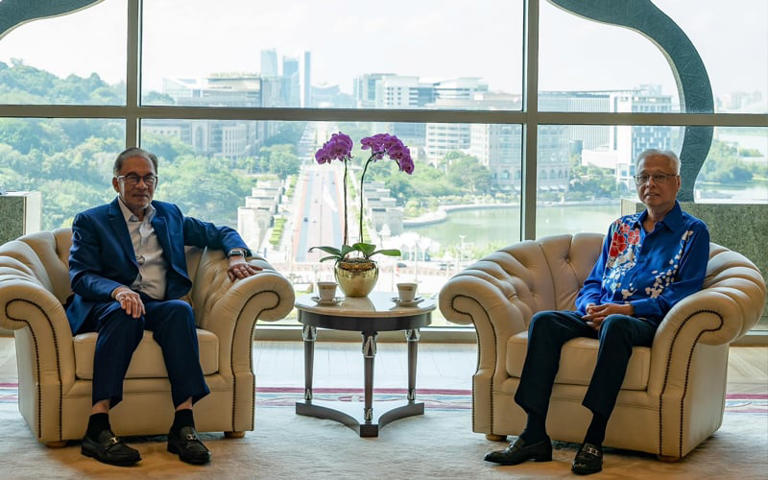 Ismail Sabri pays courtesy call on PM