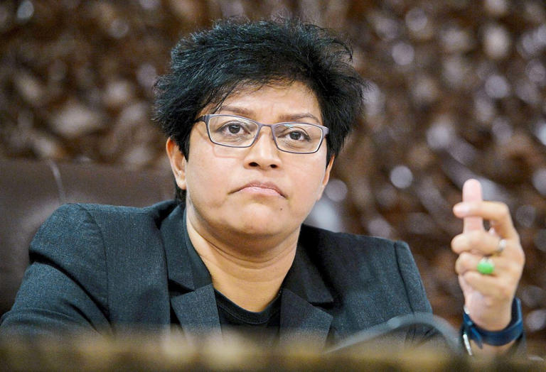 Separation of powers: First steps afoot in splitting Public Prosecutor from AG, says Azalina