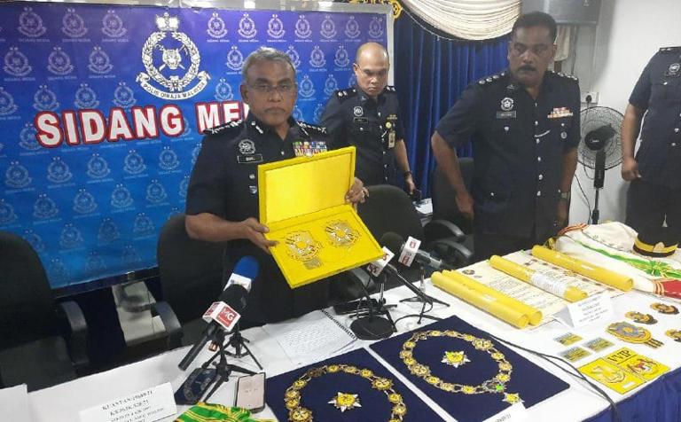 Two from Pahang State Secretary's Office nabbed over sale of titles to 29 individuals