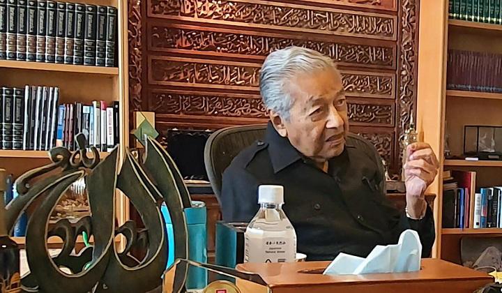 ‘This Is A Coalition, Not A Unity Government’ – Tun Dr Mahathir