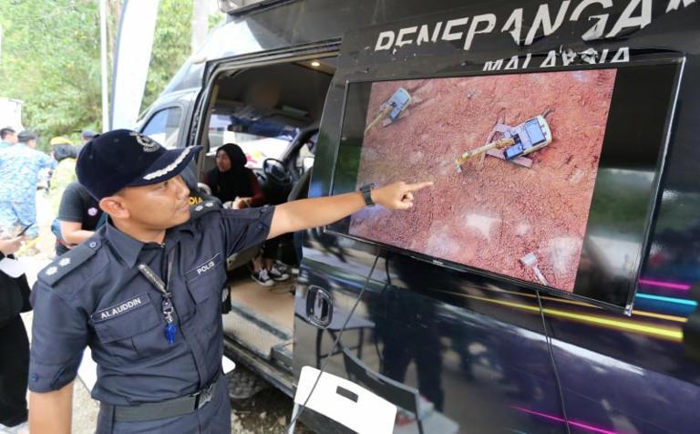 Batang Kali landslide: Body of a child found at Sectior C of search area, says police