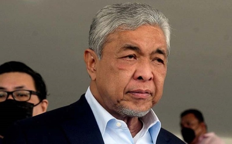 Zahid WAJIB Singkirkan Raja Broker UMNO Dengan Segera