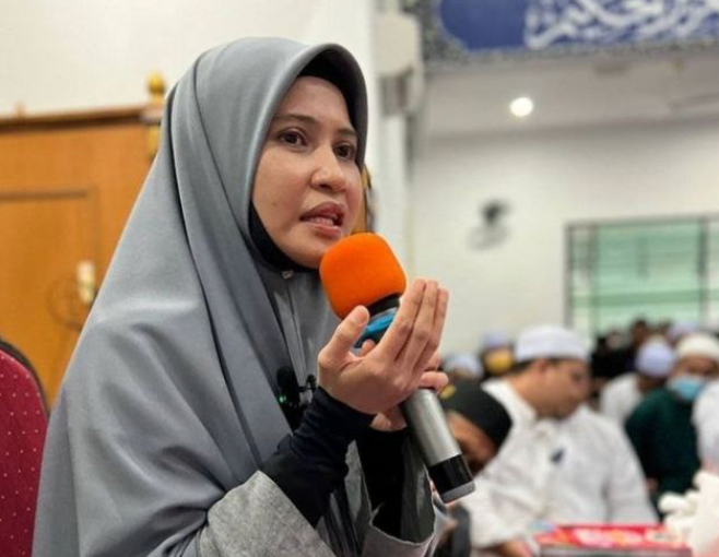 Ustazah Asma’ Harun Tegur ‘Influencer’ & Pelakon Lelaki