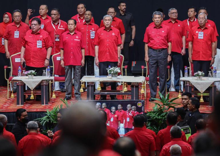 Big names absent from pre-Umno general assembly meeting